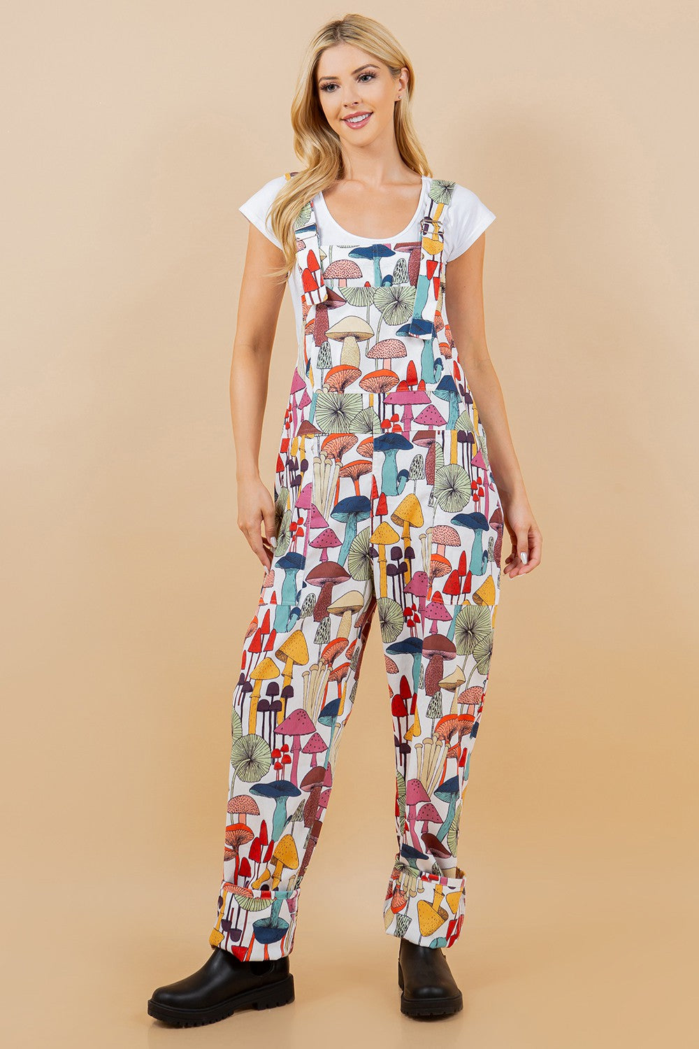 Mushroom jumpsuit - white