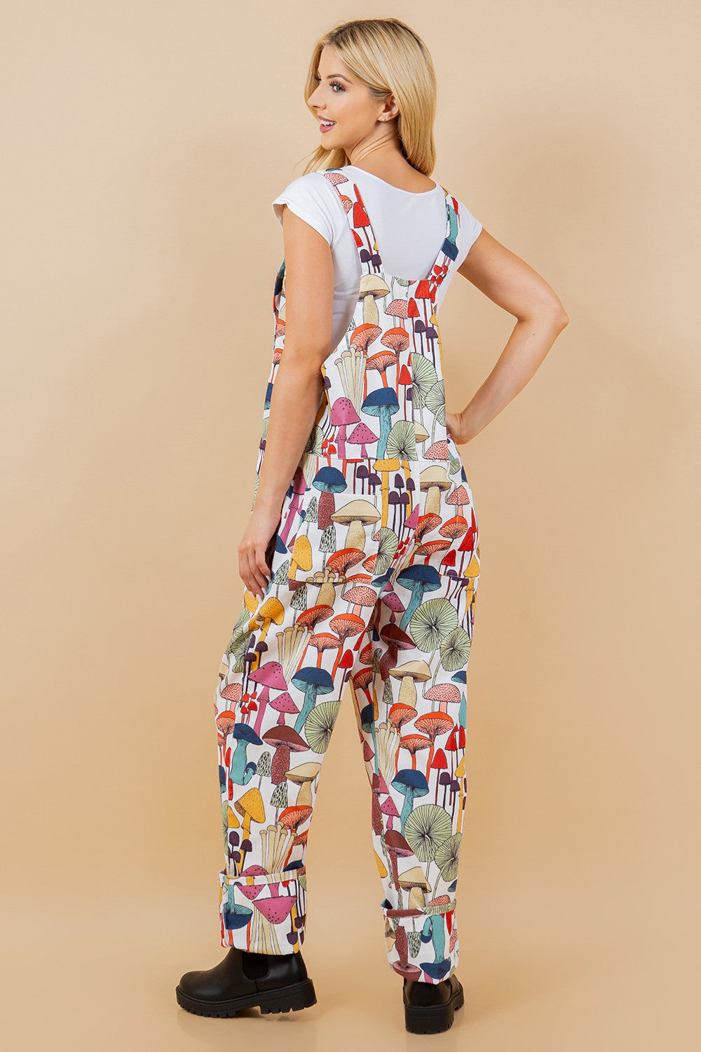 Mushroom jumpsuit - white